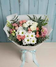 Букет цветов из:  Розы, Лизиантусы и Хризантемы в Зарайске