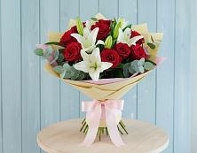 Букет цветов из:  Лилии и Розы в Зарайске