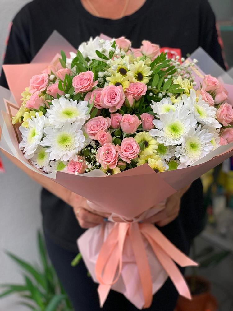 Букет цветов из: Розы и Хризантемы в Зарайске