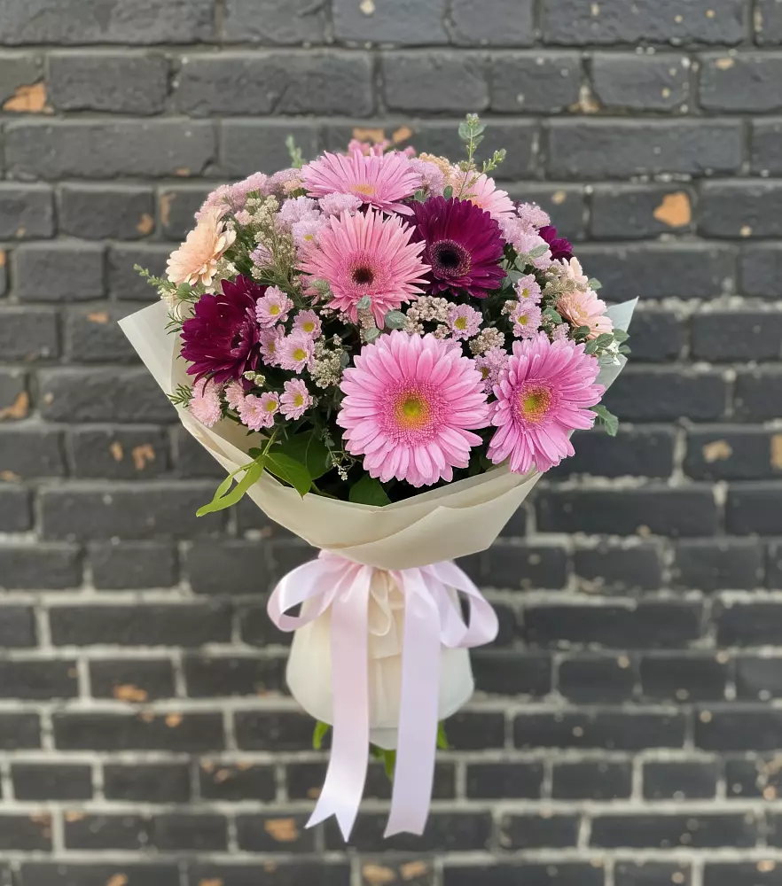 Букет цветов из: Герберы и Хризантемы в Зарайске