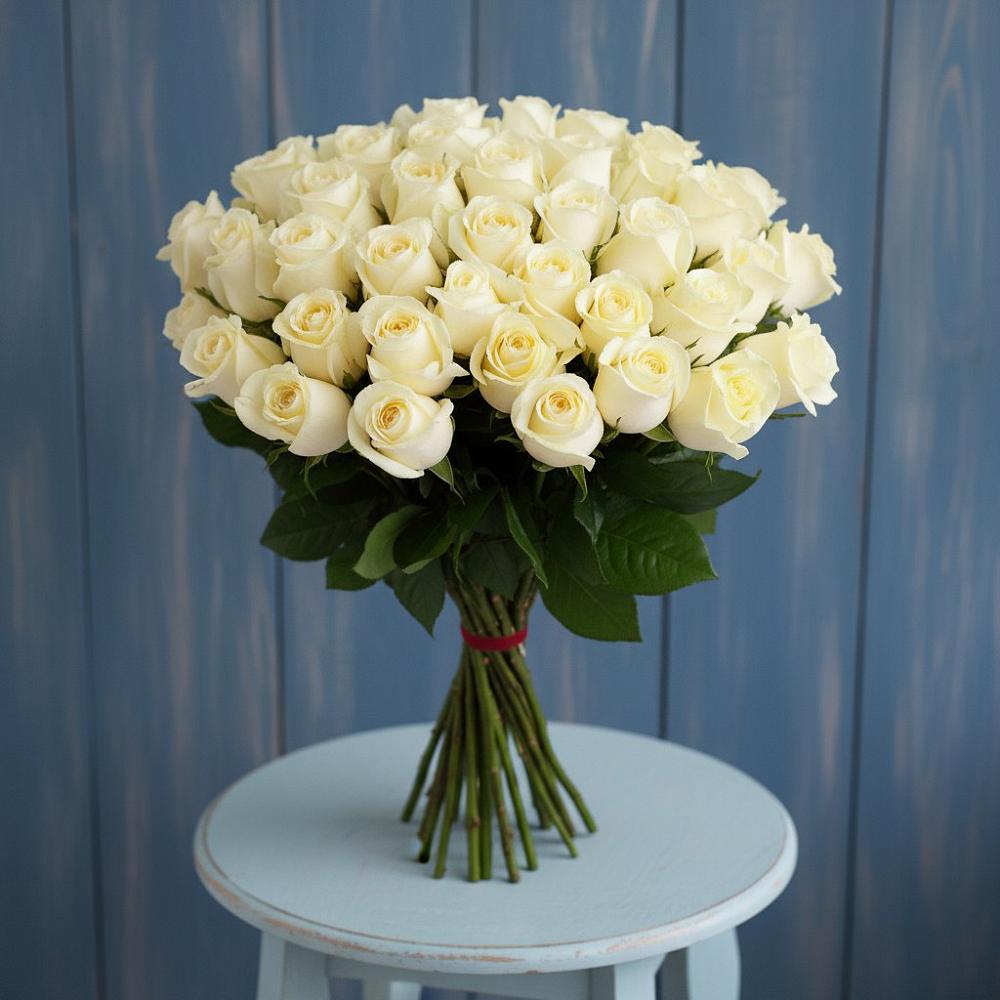 Букет 51 Белая роза Эдлесс Лав в Зарайске