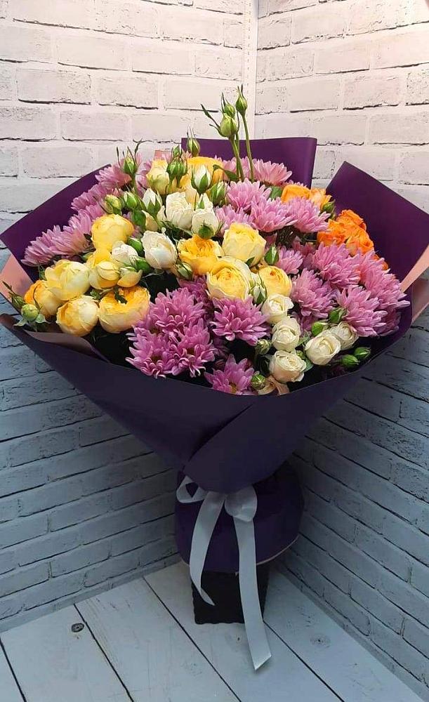 Букет цветов из: Хризантемы и Розы в Зарайске