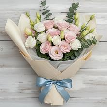 Букет цветов из:  Лизиантусы в Зарайске