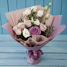 Букет цветов из:  Розы и Лизиантусы в Зарайске