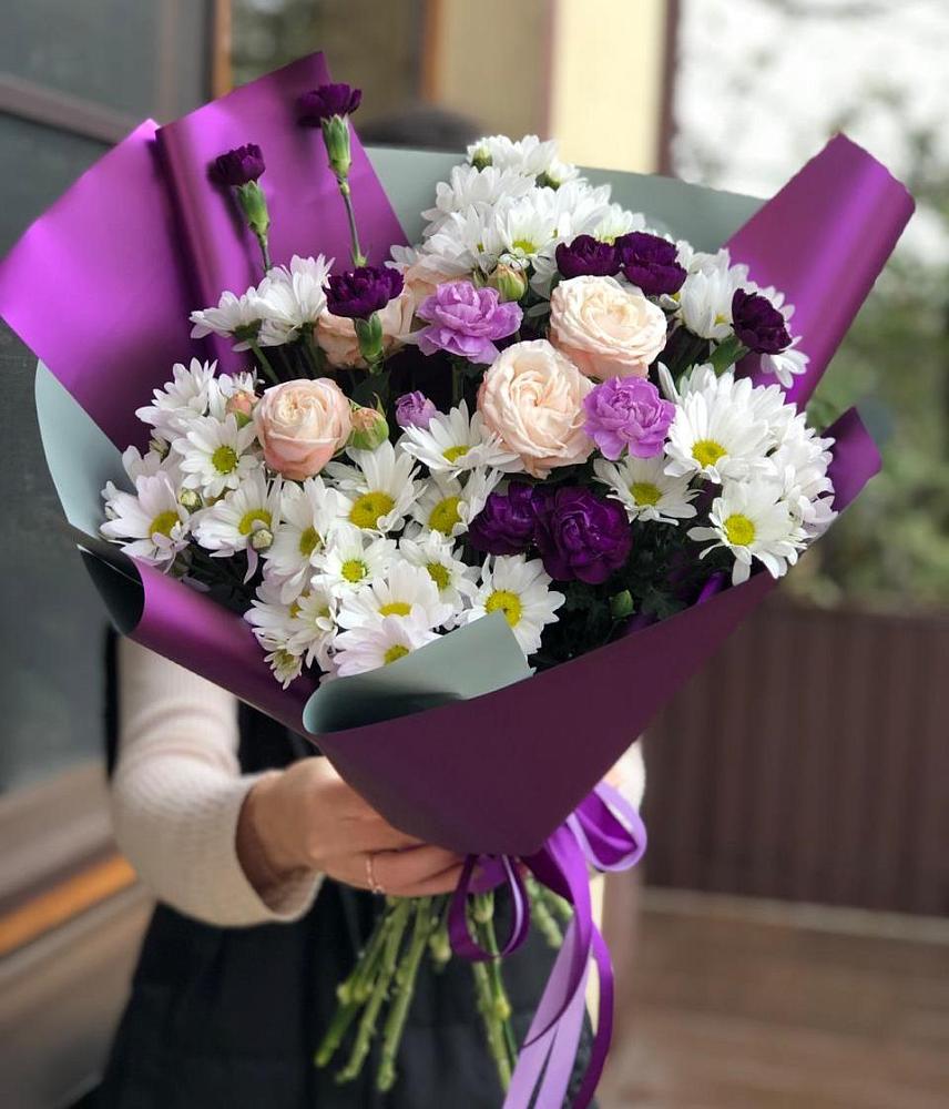 Букет цветов из: Хризантемы, Гвоздики и Розы в Зарайске