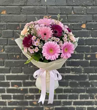 Букет цветов из:  Герберы и Хризантемы в Зарайске