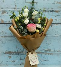 Букет цветов из:  Розы и Лизиантусы в Зарайске
