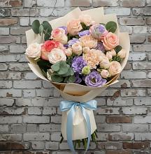 Букет цветов из:  Розы, Лизиантусы и Гвоздики в Зарайске